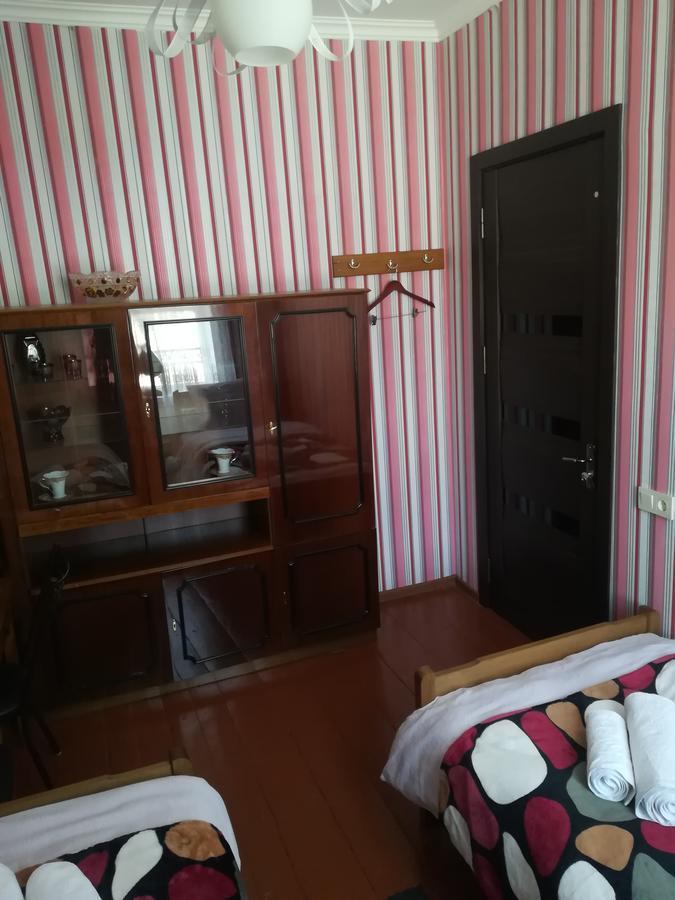 Nikoloz Guesthouse Kazbegi Exterior photo